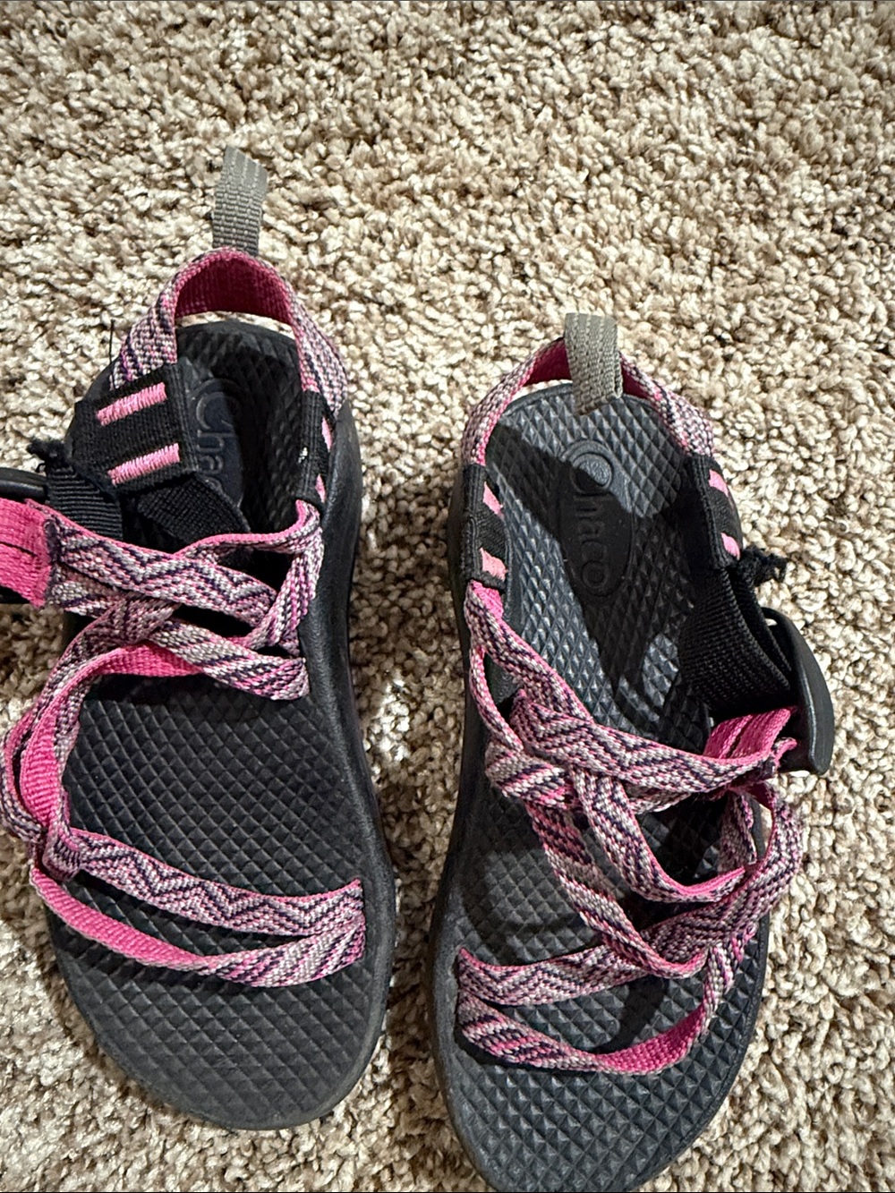 Chaco girl’s Black Footbed Sandals with Pink Patterned Straps